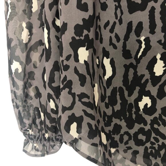 NWT Bar III Blouse Top Black Gray Ruffle Detial Size XS String Tie at Collar NEW - Picture 3 of 9